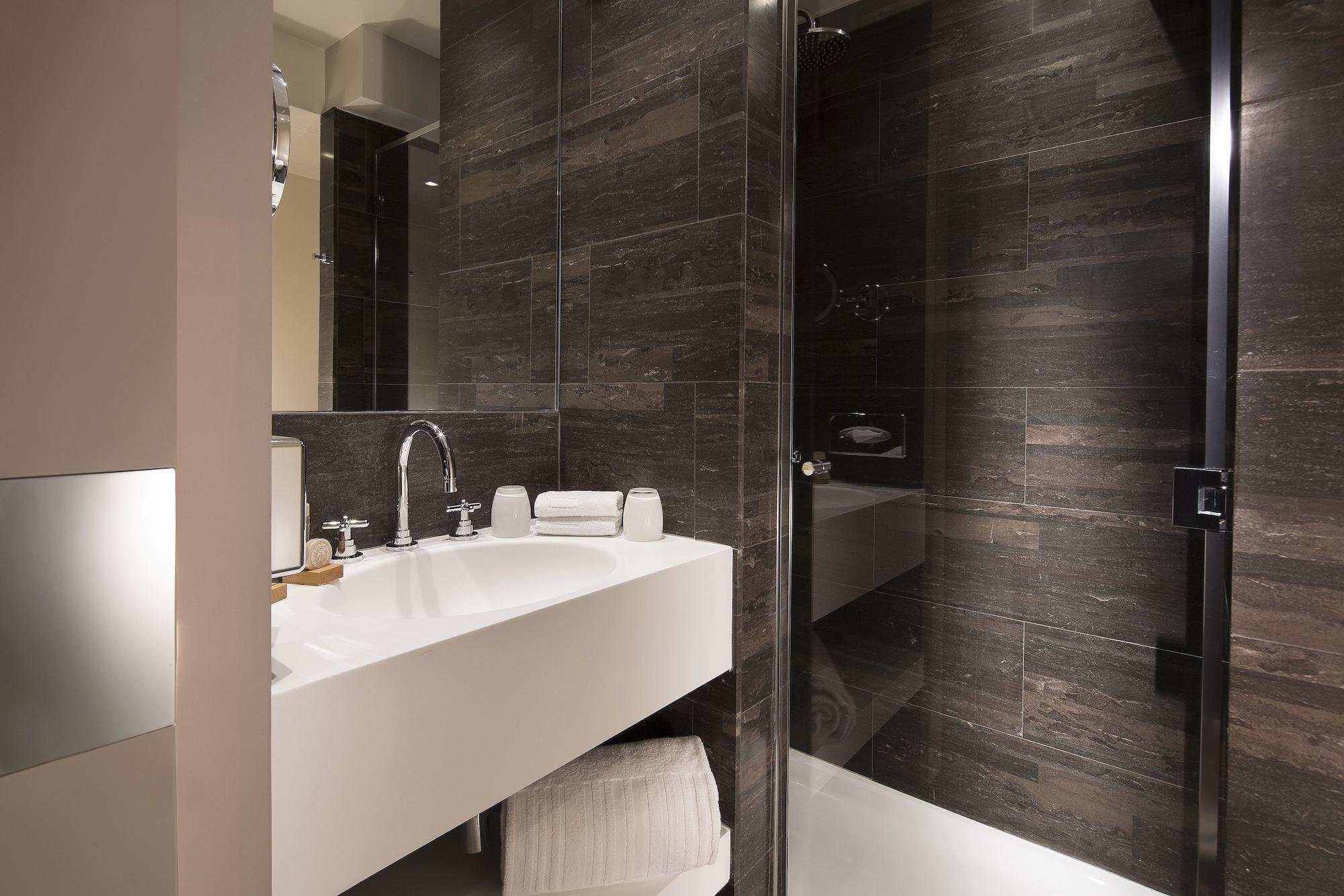 Hotel Le Marianne Paris Luaran gambar