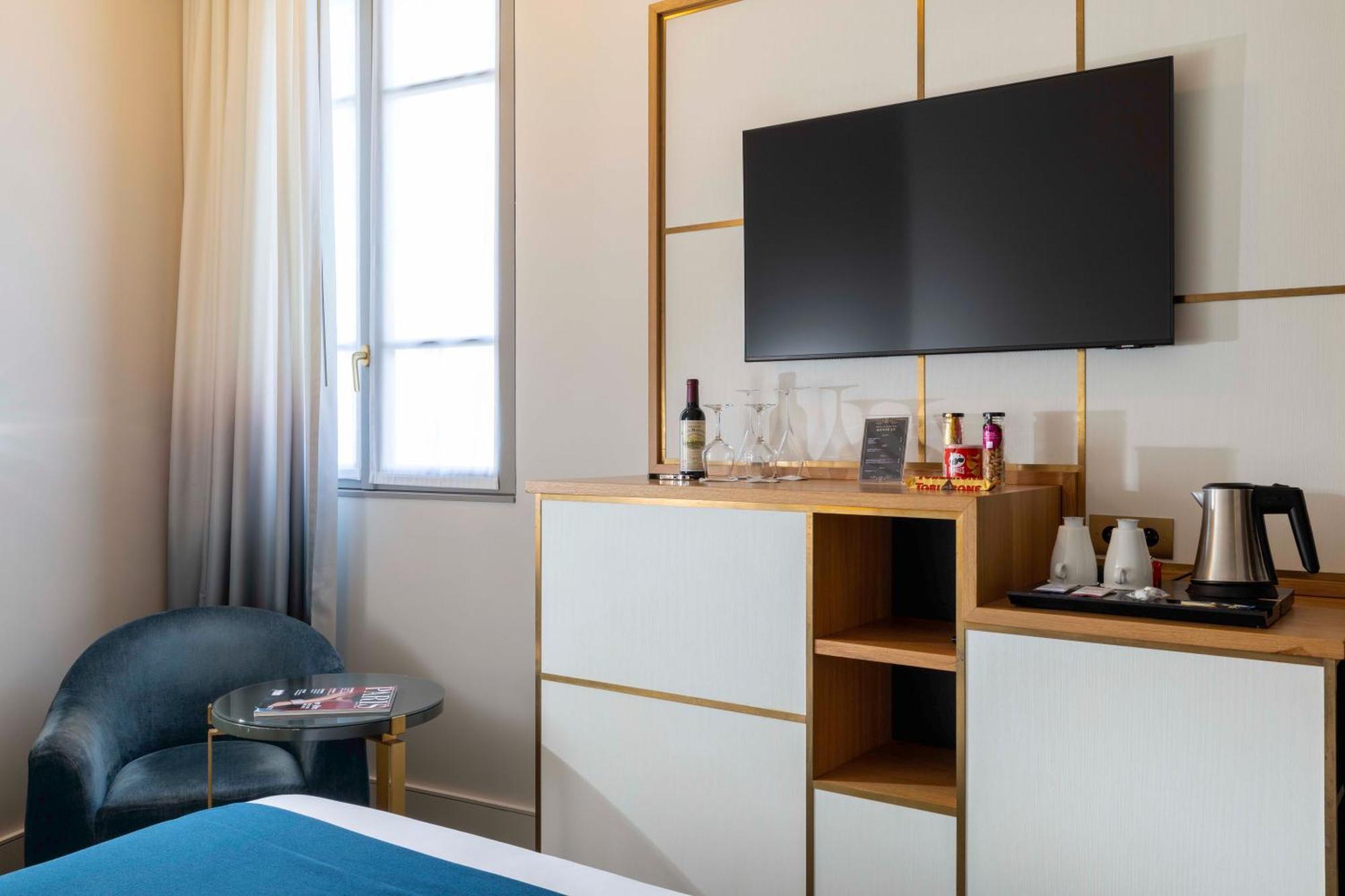 Hotel Le Marianne Paris Luaran gambar