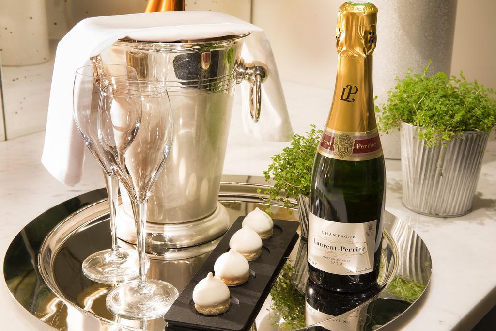 Hotel Le Marianne Paris Luaran gambar